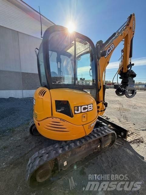 JCB 8025 ZTS 小型挖掘机
