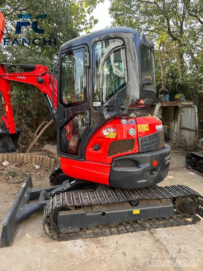 Kubota U 35 履带挖掘机