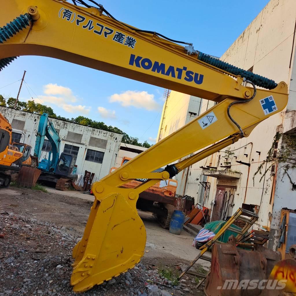 Komatsu PC 220 履带挖掘机