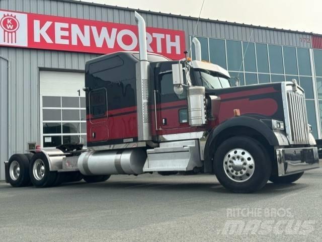 Kenworth W 900 B 牵引车