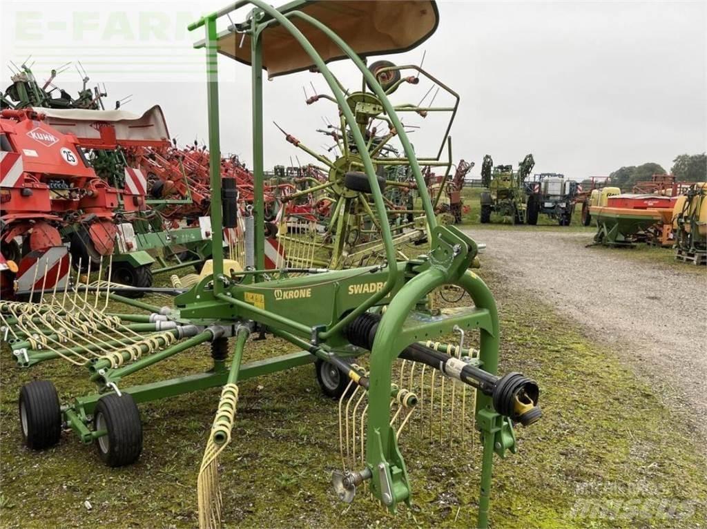 Krone swadro s460 犁耙和摊草机