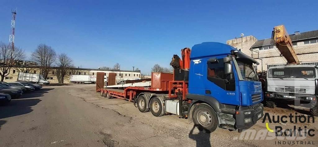 Iveco AS260S43 牵引车