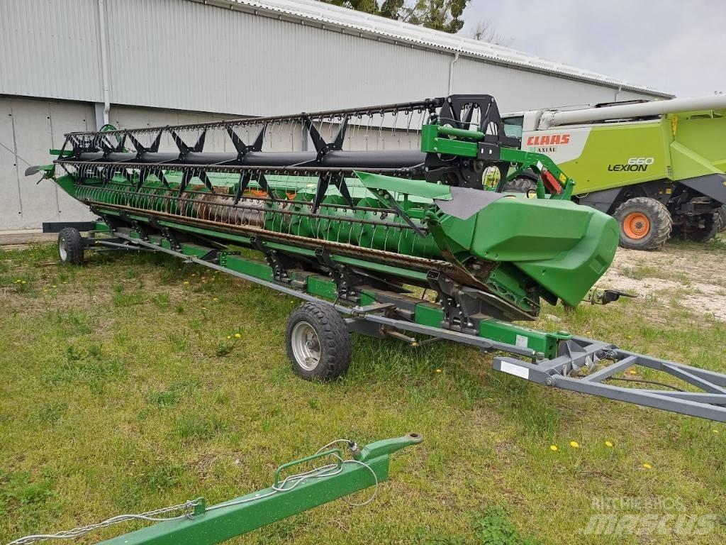 John Deere S790i 联合收割机