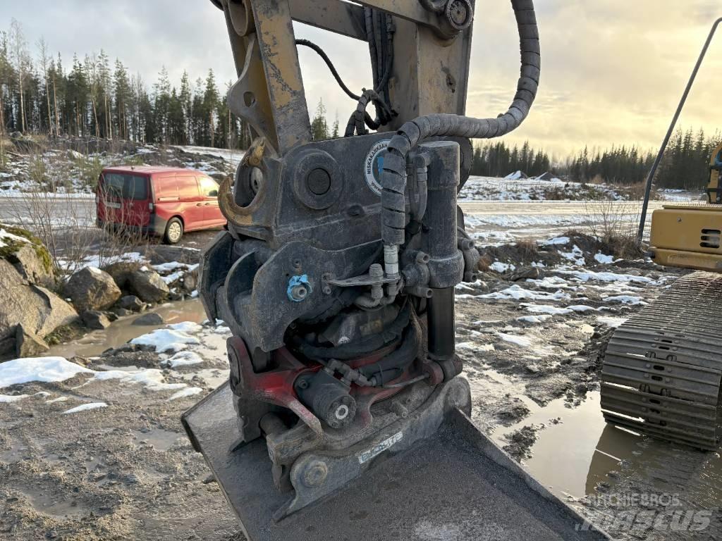 CAT 313F 履带挖掘机