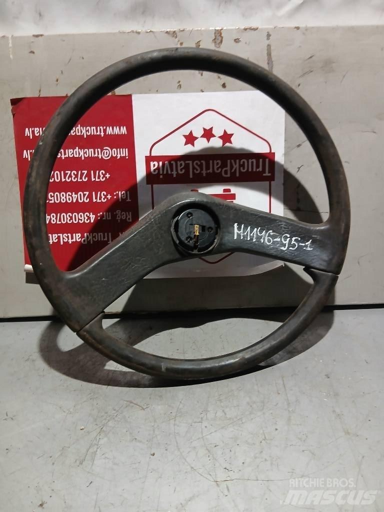 MAN TGS   81464306008 驾驶室与内部