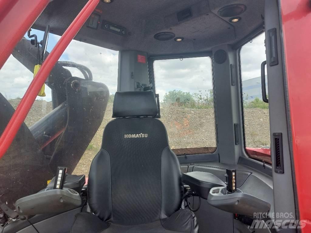Komatsu 931XC-2 收割机
