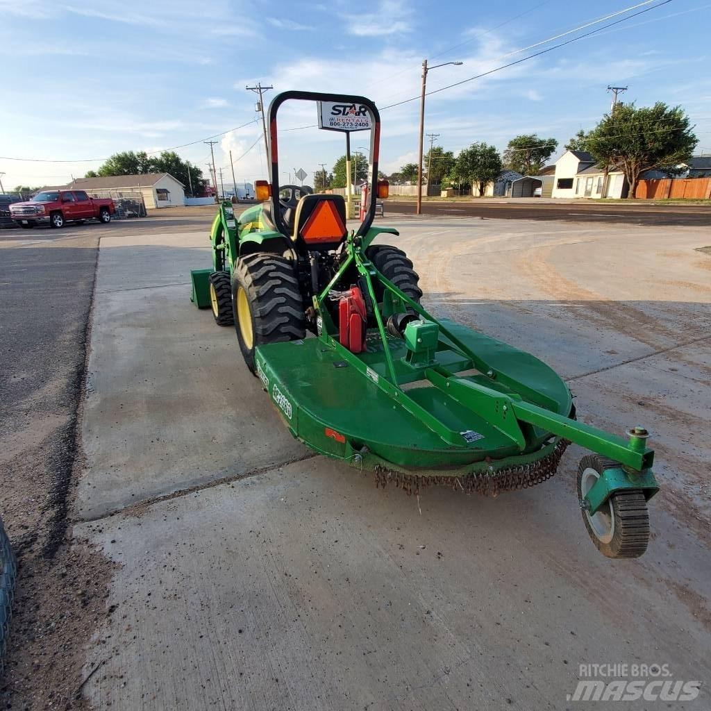 John Deere 3203 小型拖拉机