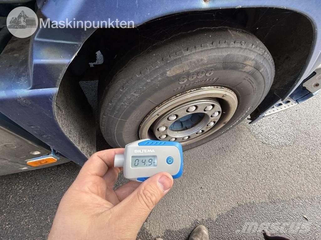 Volvo FM 440 厢式货车