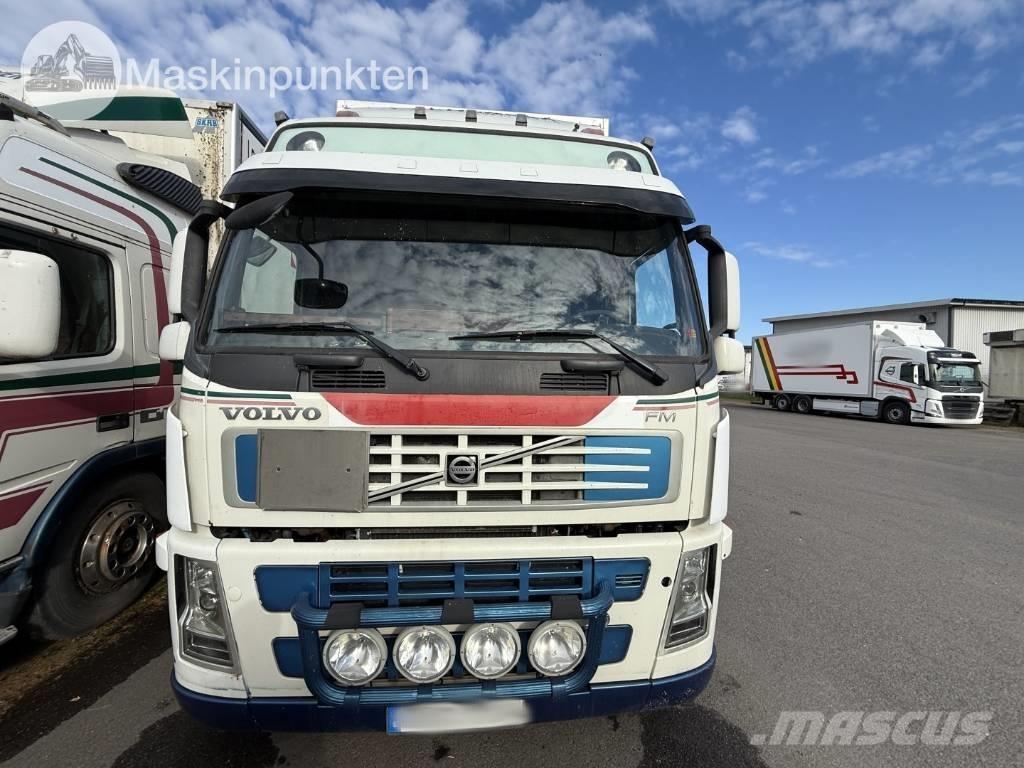 Volvo FM 440 厢式货车