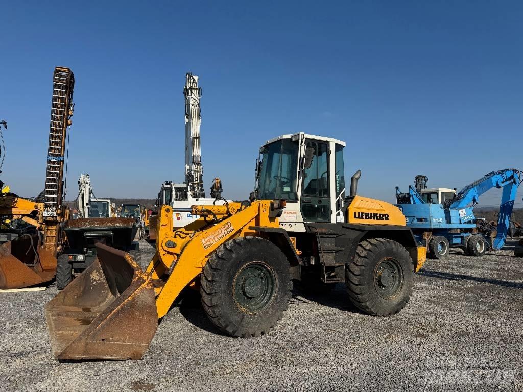 Liebherr L 522 轮式装载机