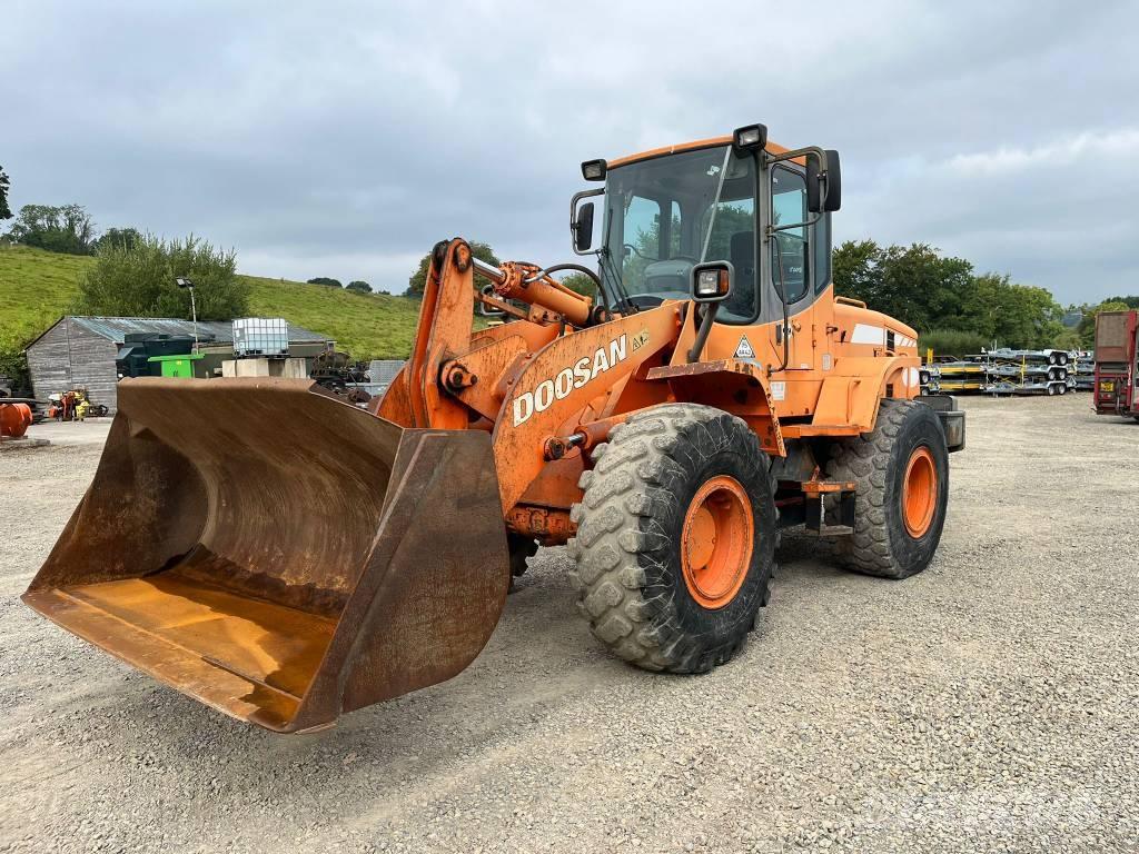 Doosan DL 200 轮式装载机