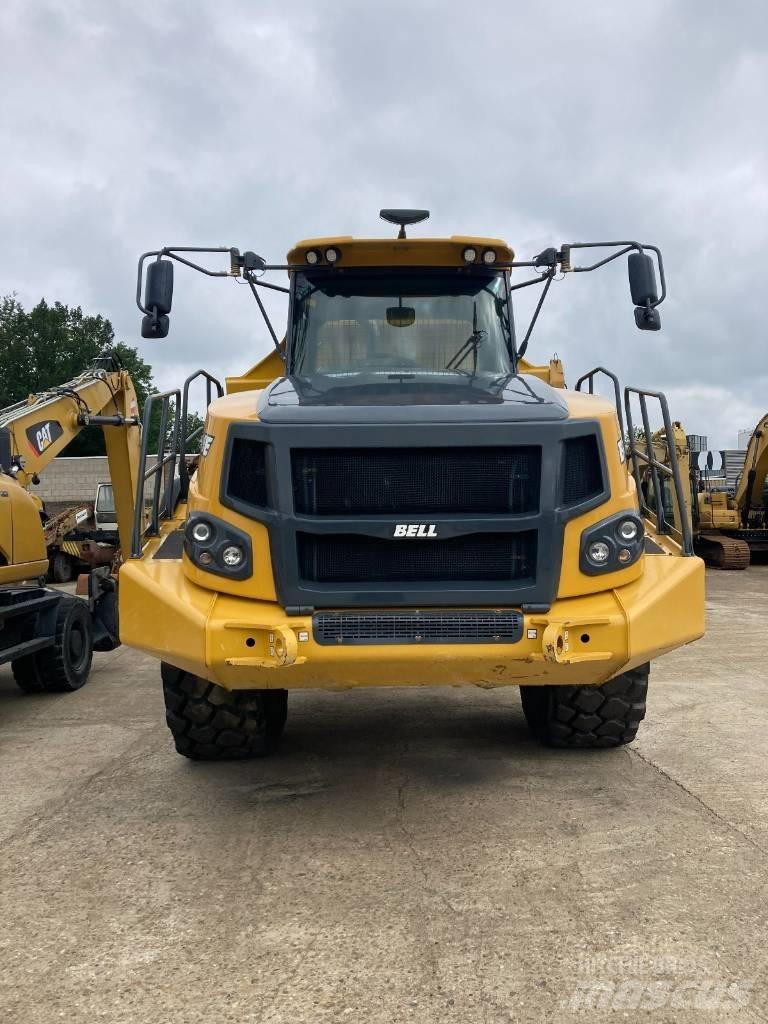 Bell B45E 6x6 铰接式自卸车