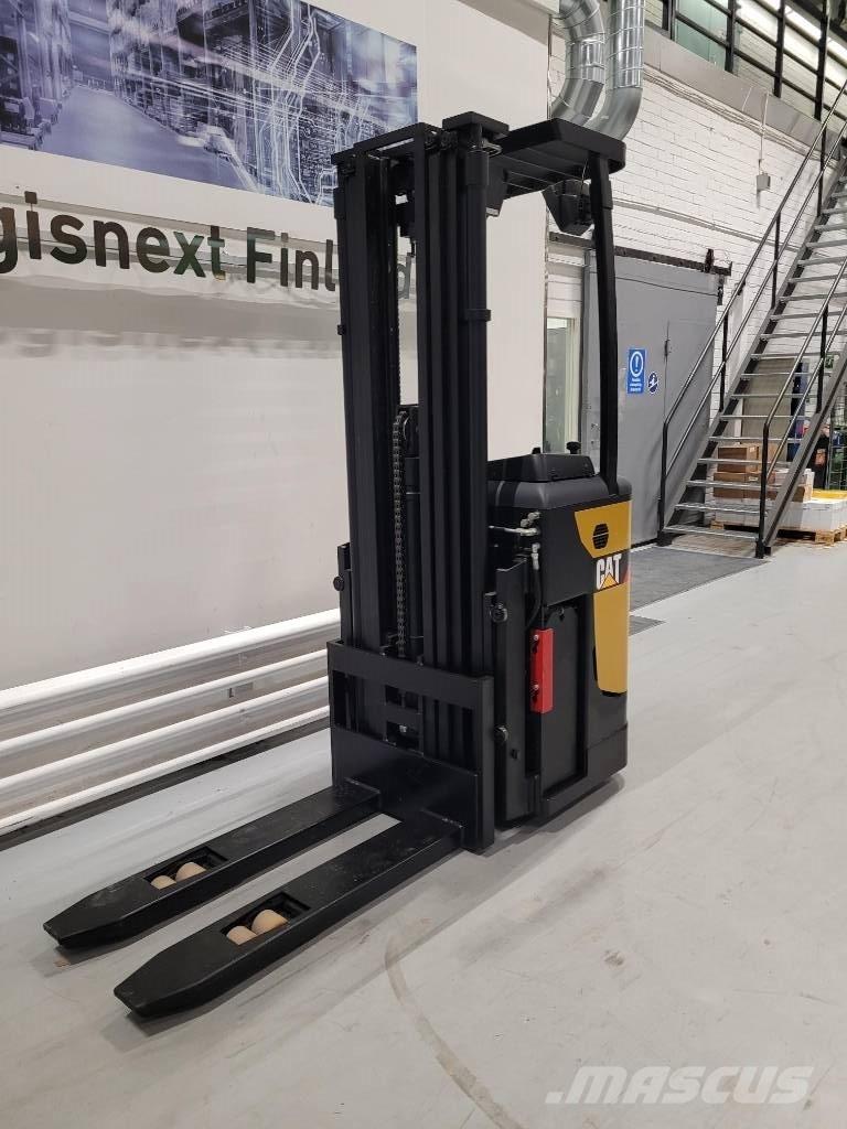 CAT NSR 16NI 行走式堆垛机