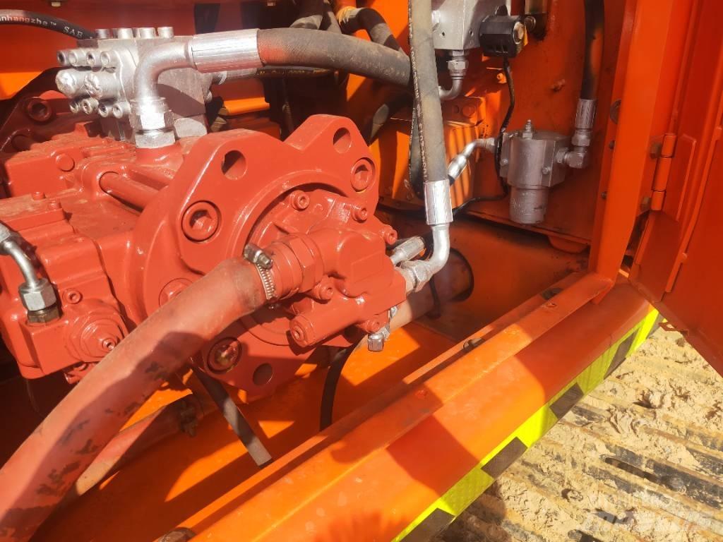 Doosan DH220LC-7 履带挖掘机