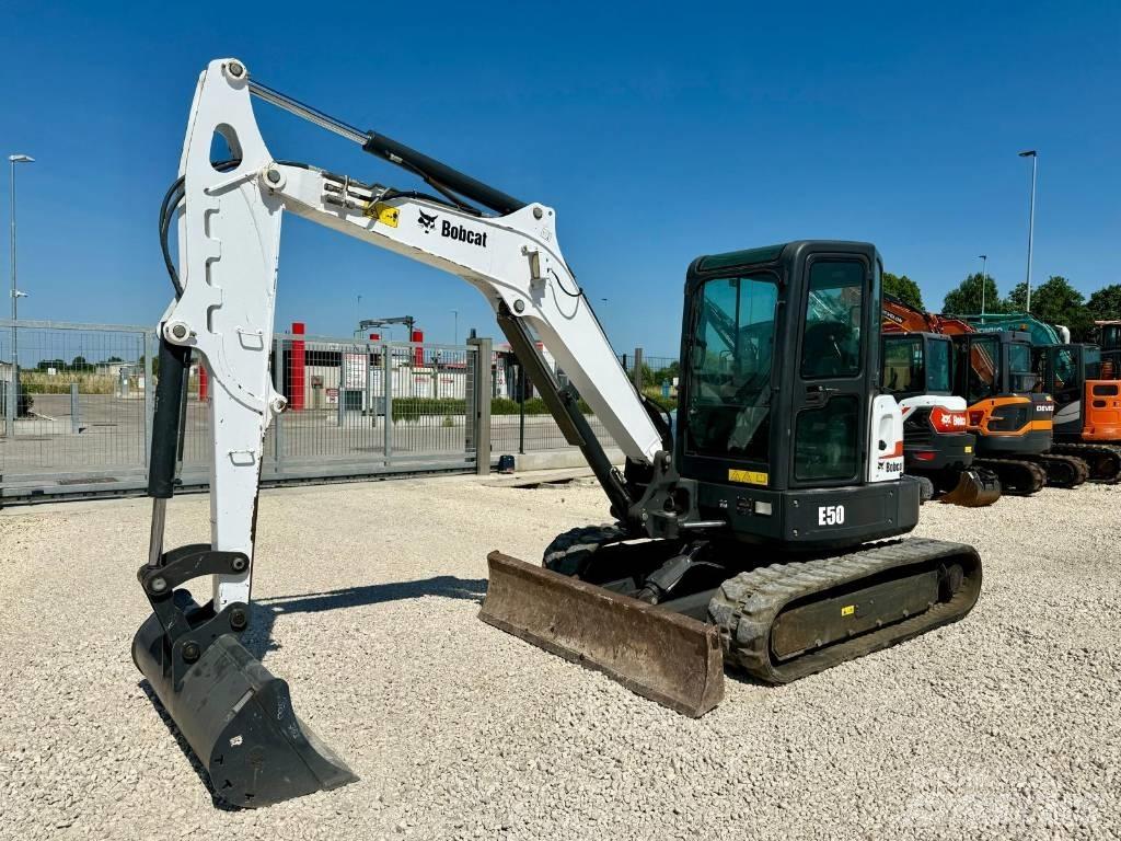 Bobcat E 50 EM 小型挖掘机