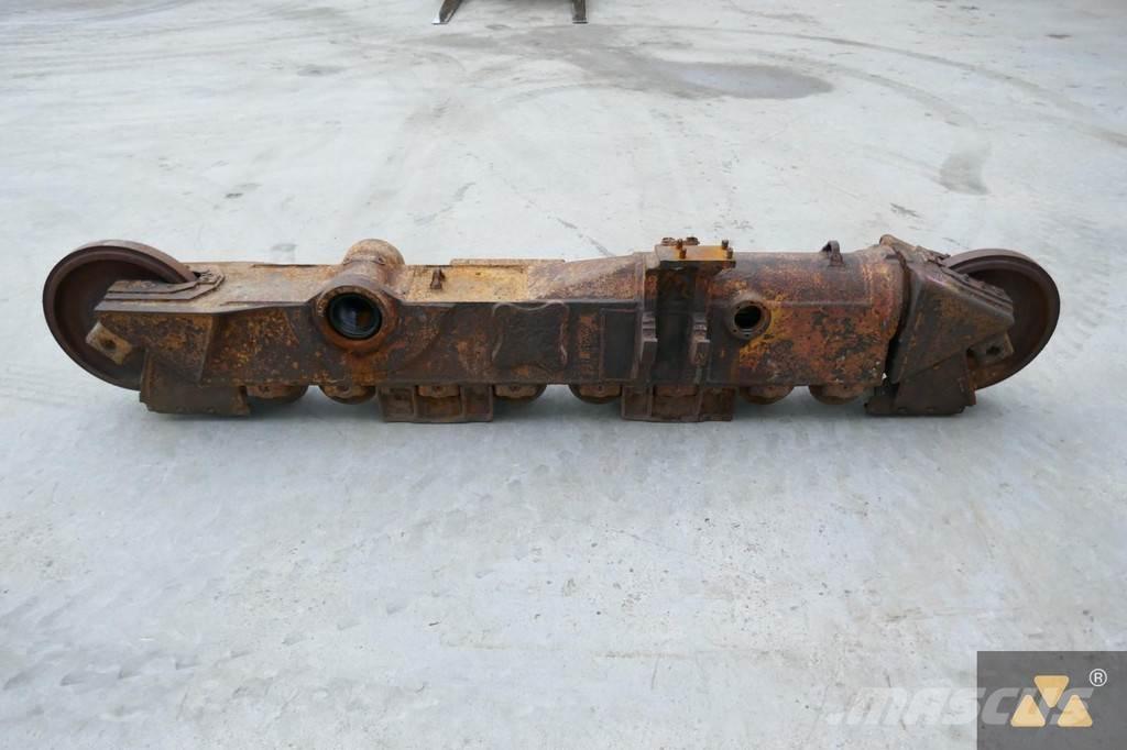 CAT 261-3082 轮胎、车轮和轮圈