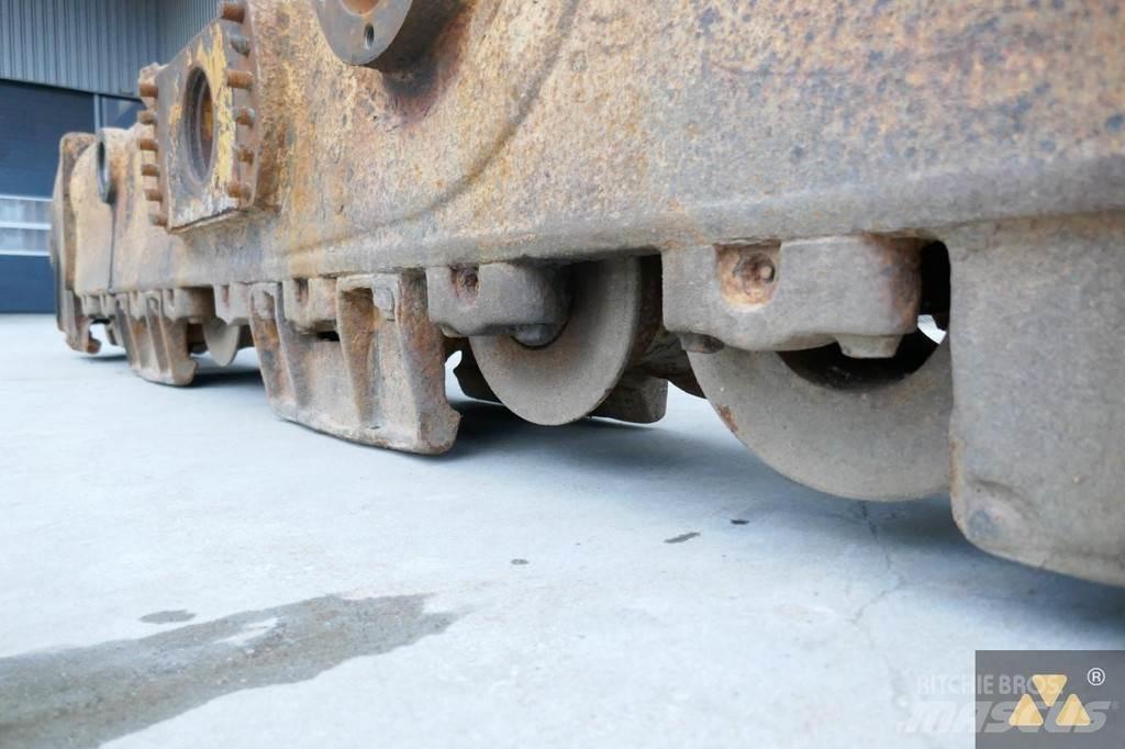 CAT 261-3082 底盘和悬架