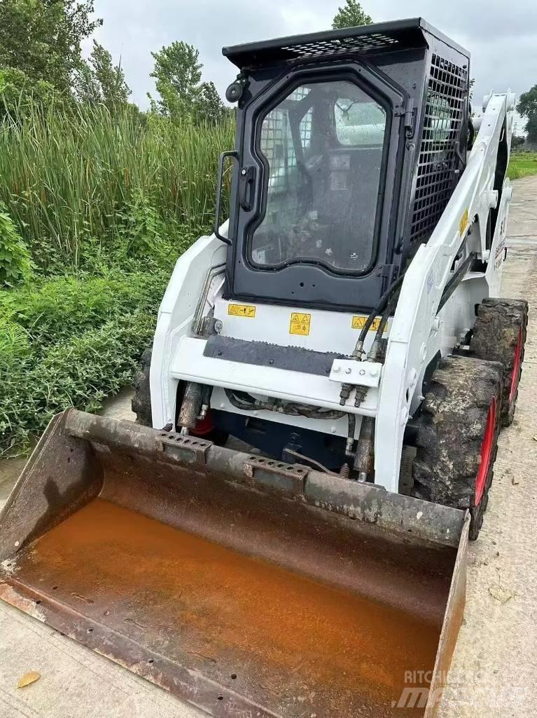 Bobcat S 18 滑移装载机