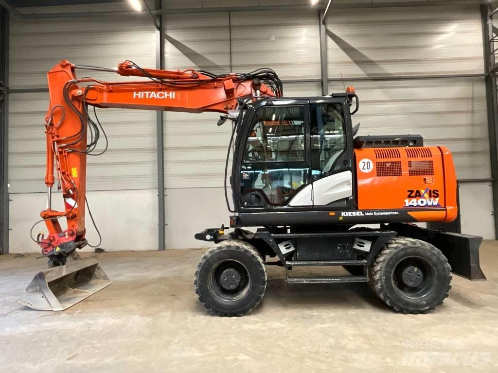 Hitachi ZX 140 W-6 轮式挖掘机