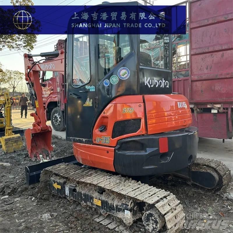Kubota U 35 小型挖掘机