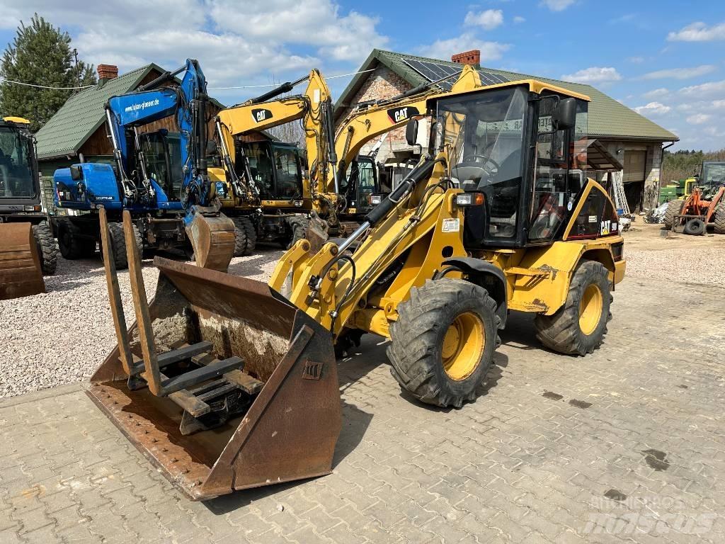 CAT 908 轮式装载机