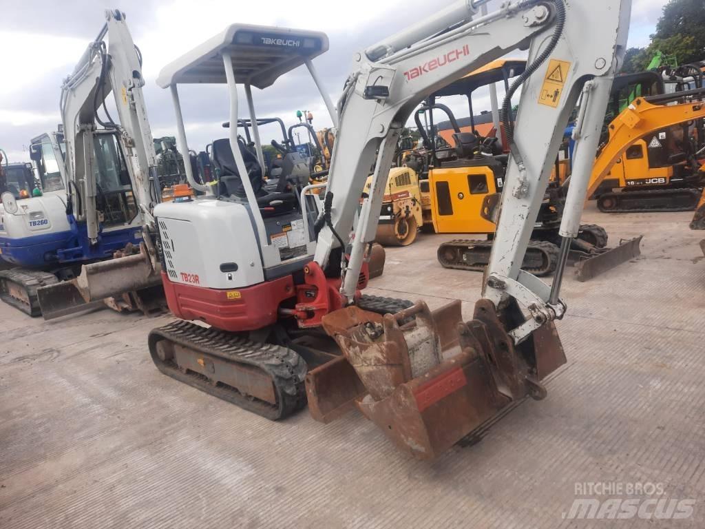 Takeuchi TB23R 小型挖掘机