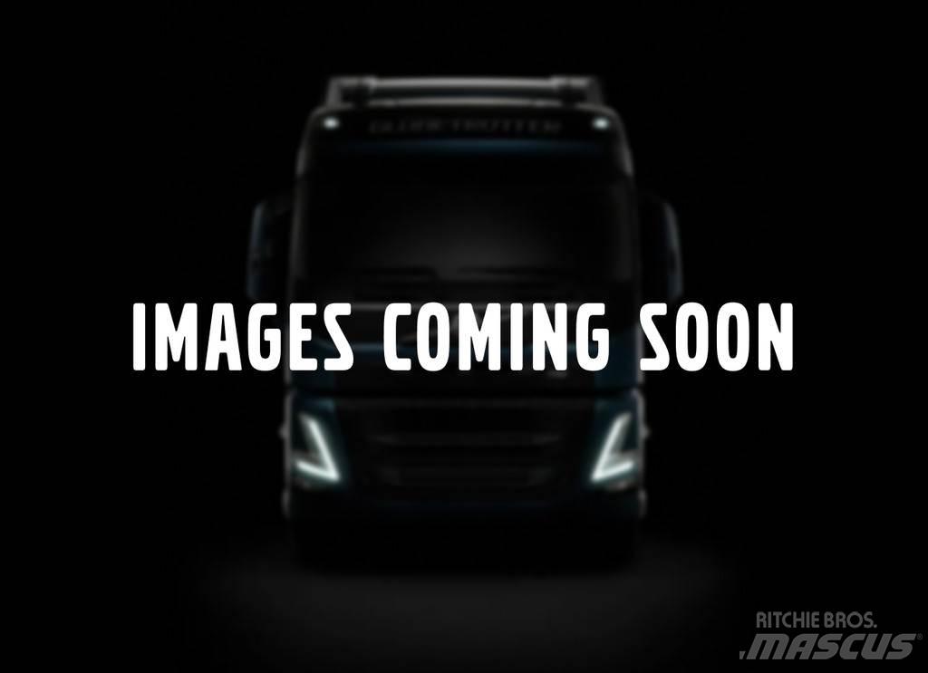 Volvo FL 厢式货车