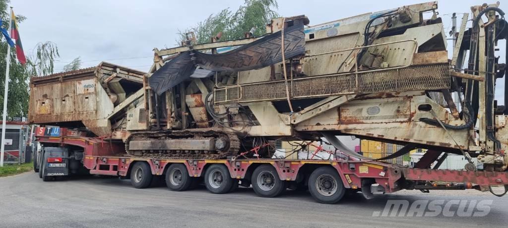 Metso R222 NORDBERG 移动式筛分机