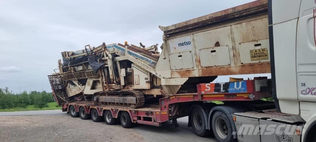 Metso R222 NORDBERG 移动式筛分机