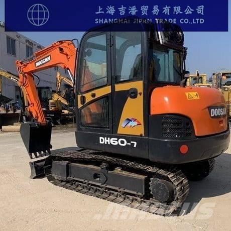 Doosan DH 60 小型挖掘机