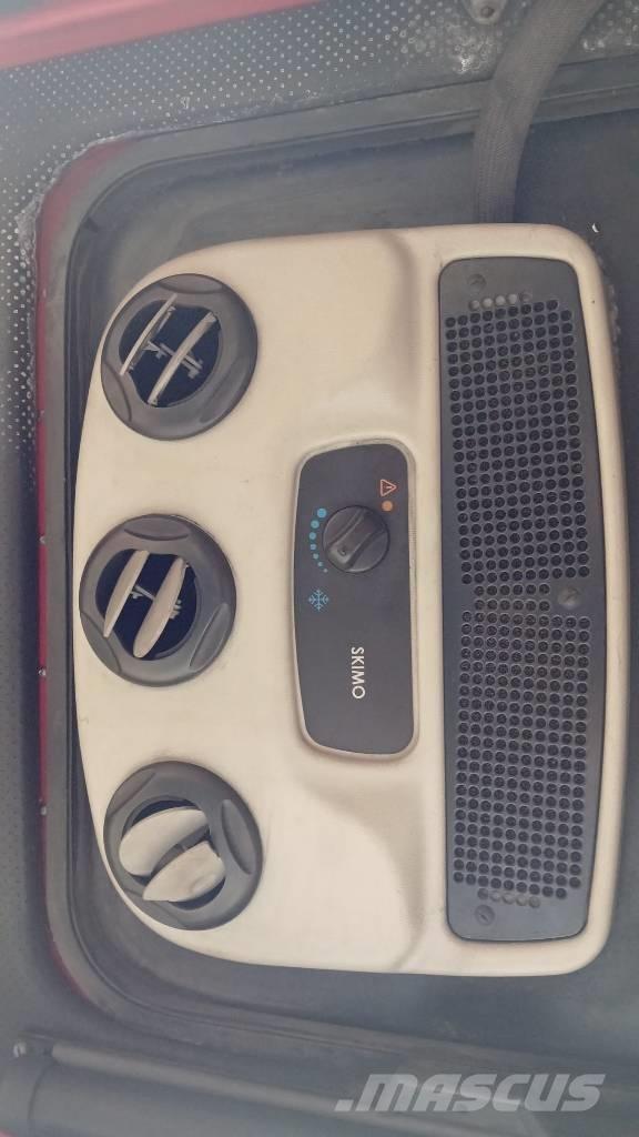 Valmar VS80 侧卸式铲车