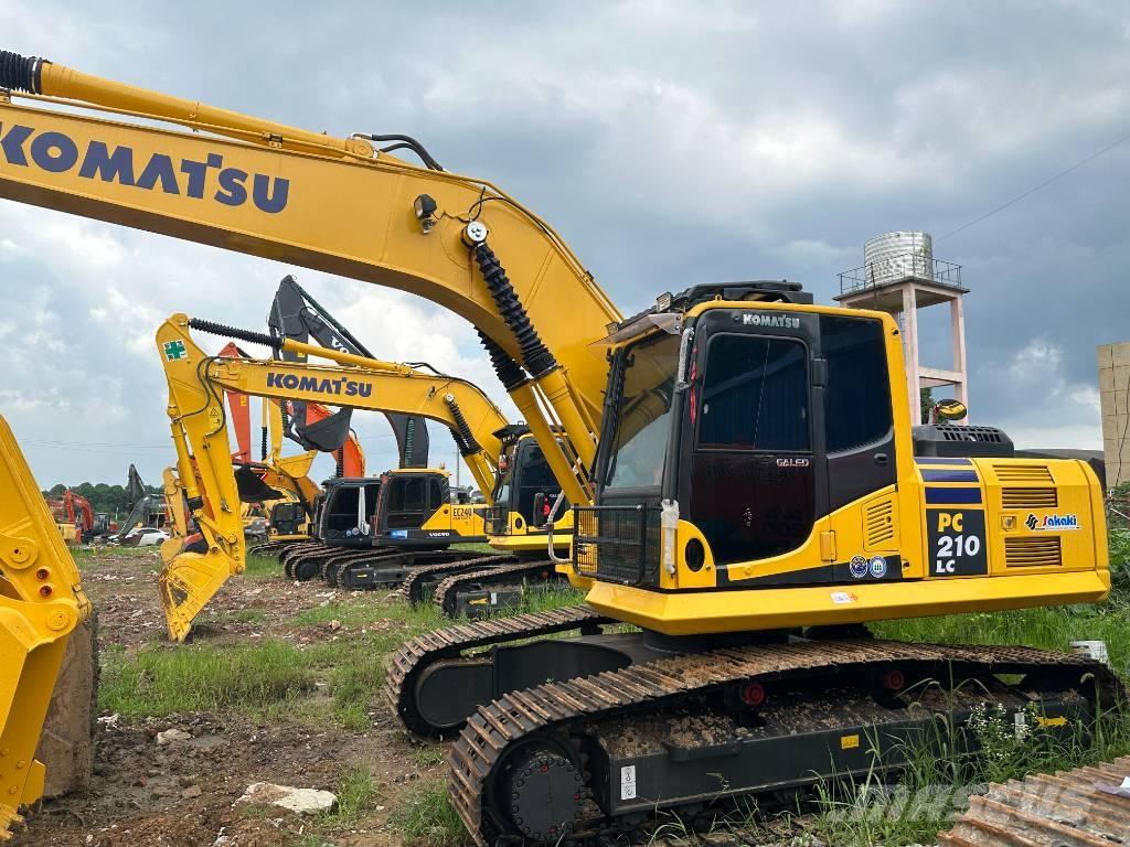 Komatsu PC 210-8 履带挖掘机