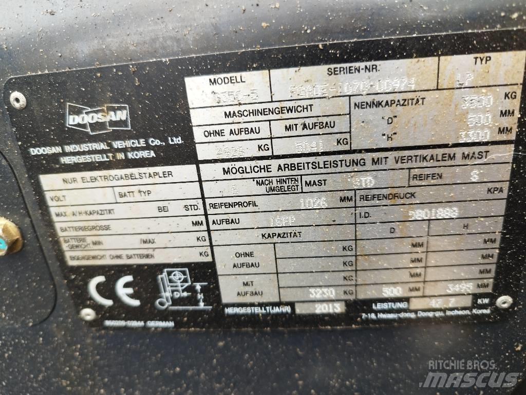 Doosan G35 C-5 天然气叉车