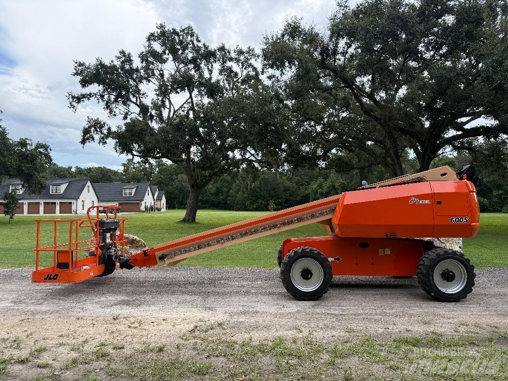 JLG 600 S 直臂高空工作平台