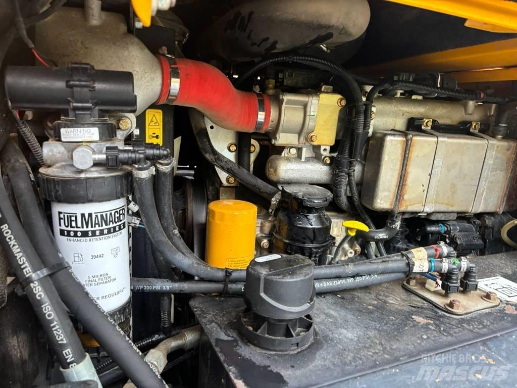 JCB 6 TST 翻斗车\公路型自卸车
