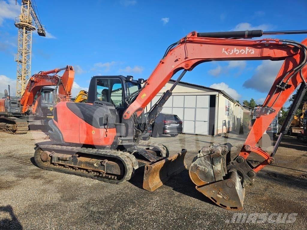 Kubota KX 080-4 中型挖掘机