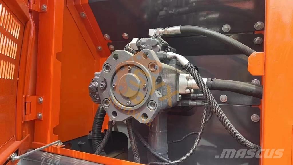 Doosan DX 225 LC 履带挖掘机