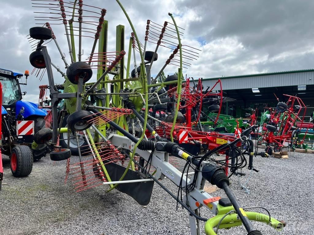 CLAAS Liner 2900 犁耙和摊草机