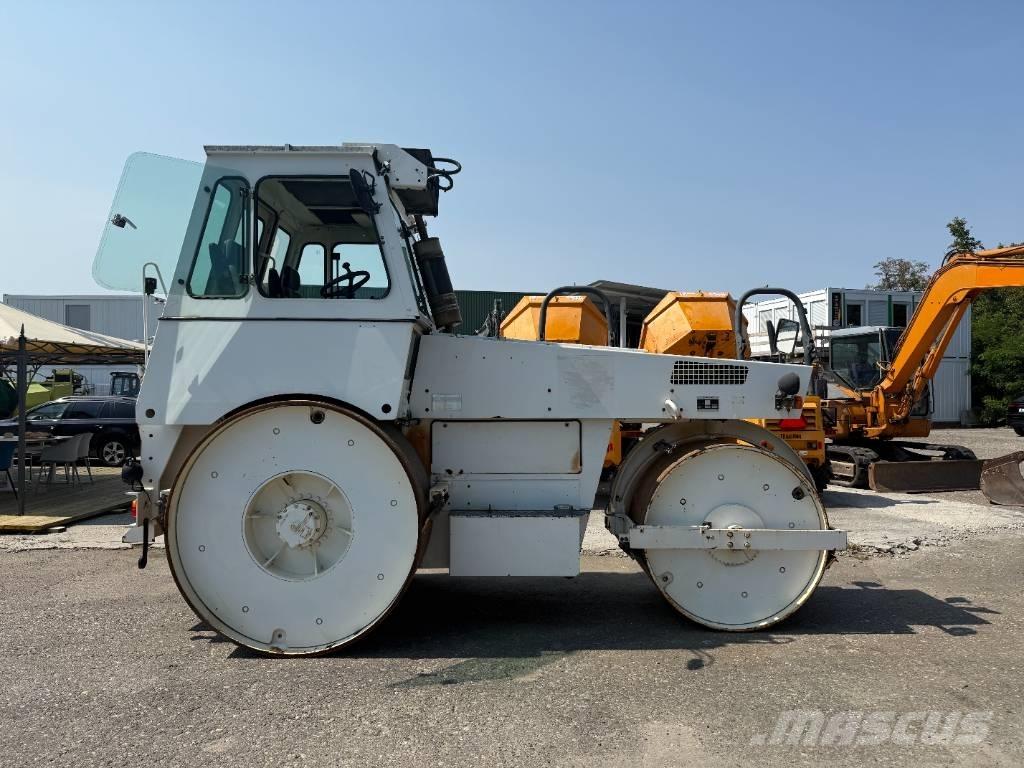 Hamm HW 90-12 双轮压路机