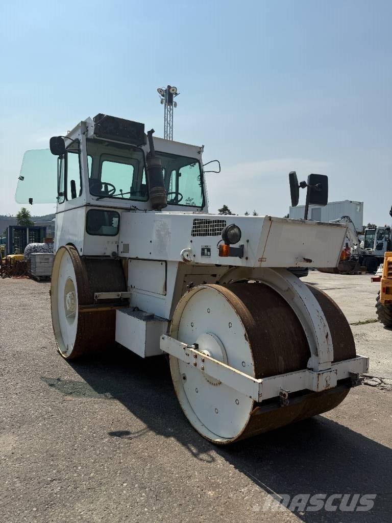 Hamm HW 90-12 双轮压路机