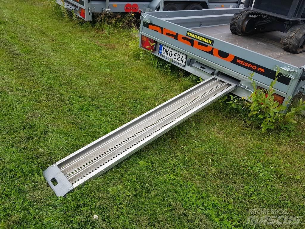Hitachi ZX10U-2 小型挖掘机