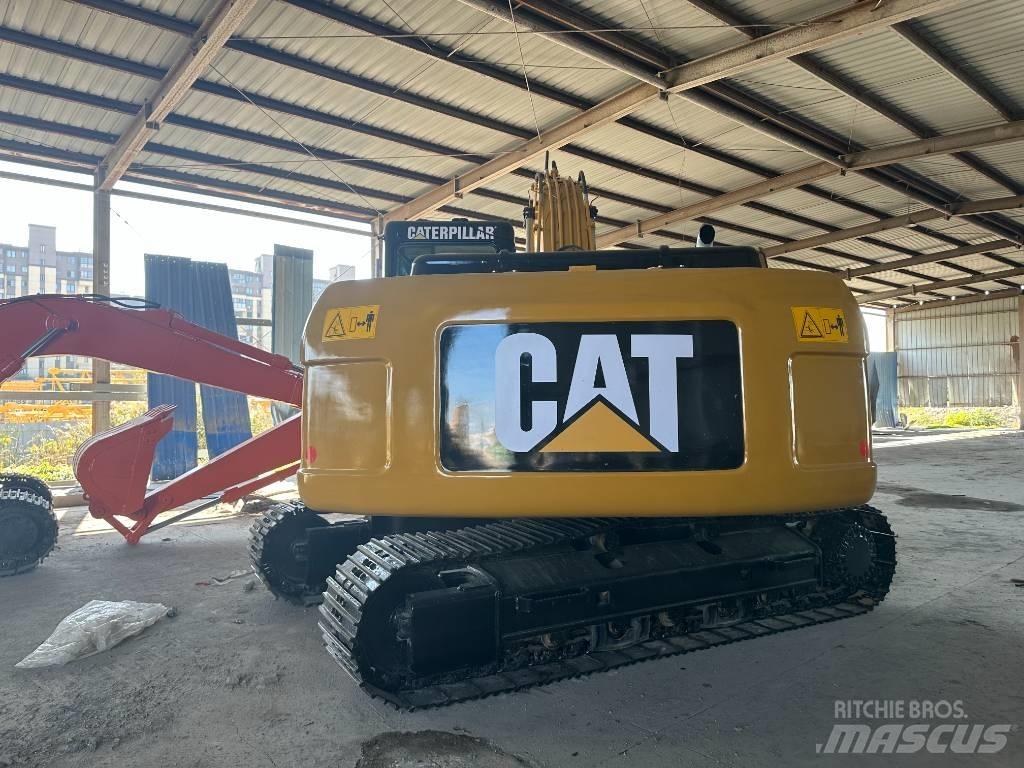 CAT 320 D 履带挖掘机