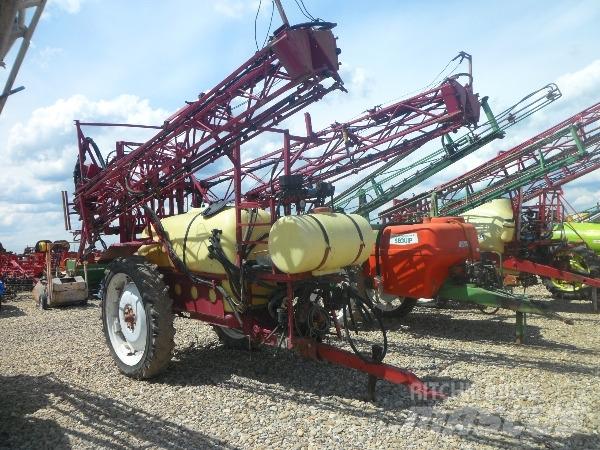 Hardi 2500 液肥喷雾机