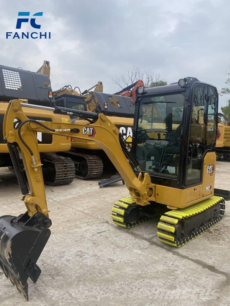 CAT 302 小型挖掘机