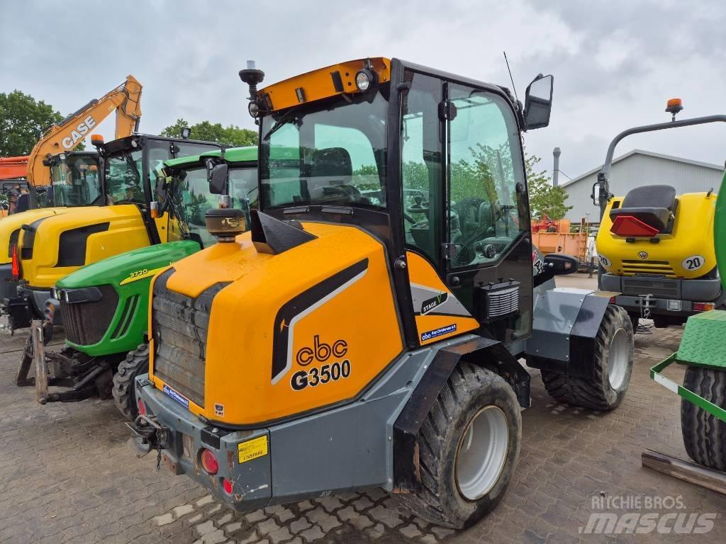 GiANT G3500 小型装载机
