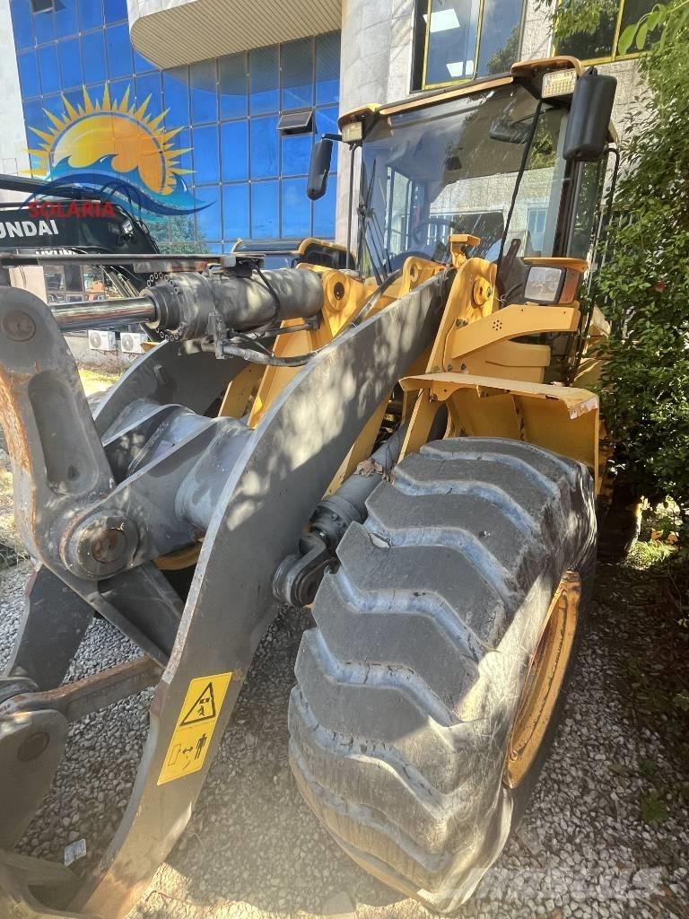 Volvo L 120 轮式装载机