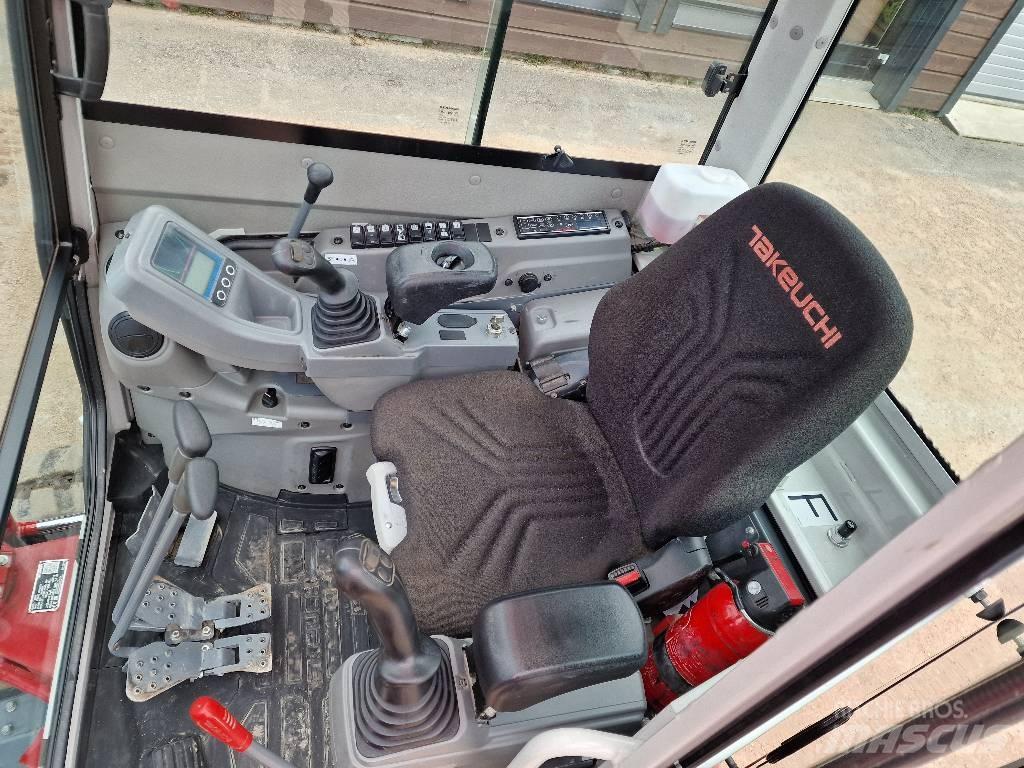 Takeuchi TB 325 R 小型挖掘机