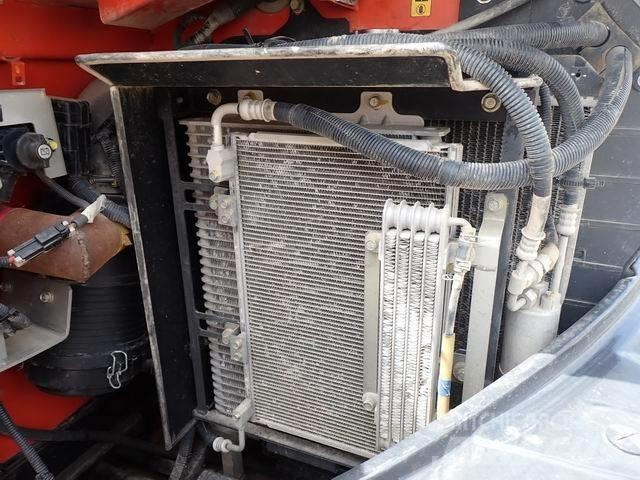Kubota kx175 中型挖掘机