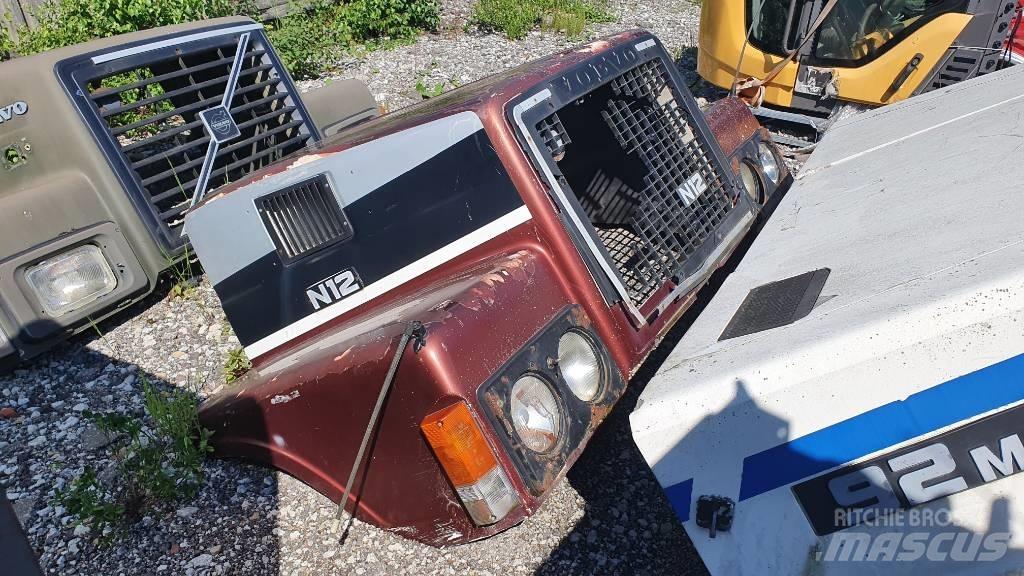 Volvo N7 - N12 HOOD 驾驶室与内部