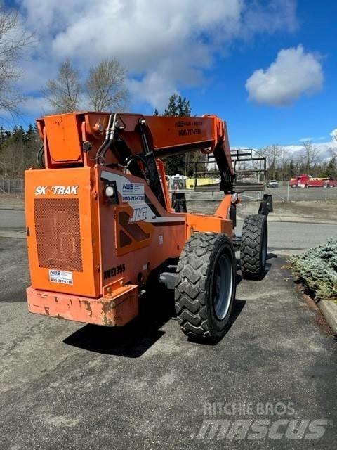 JLG 10054 越野叉车|叉装车